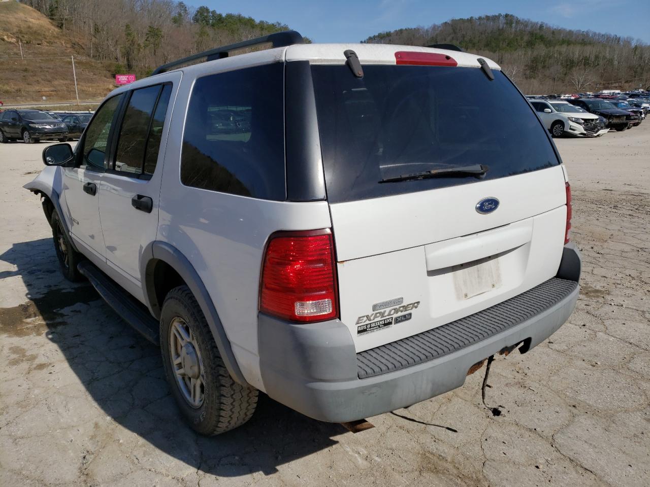 Photo 3 from auction – 2002 FORD EXPLORER X with VIN 1FMZU72E42UC86648
