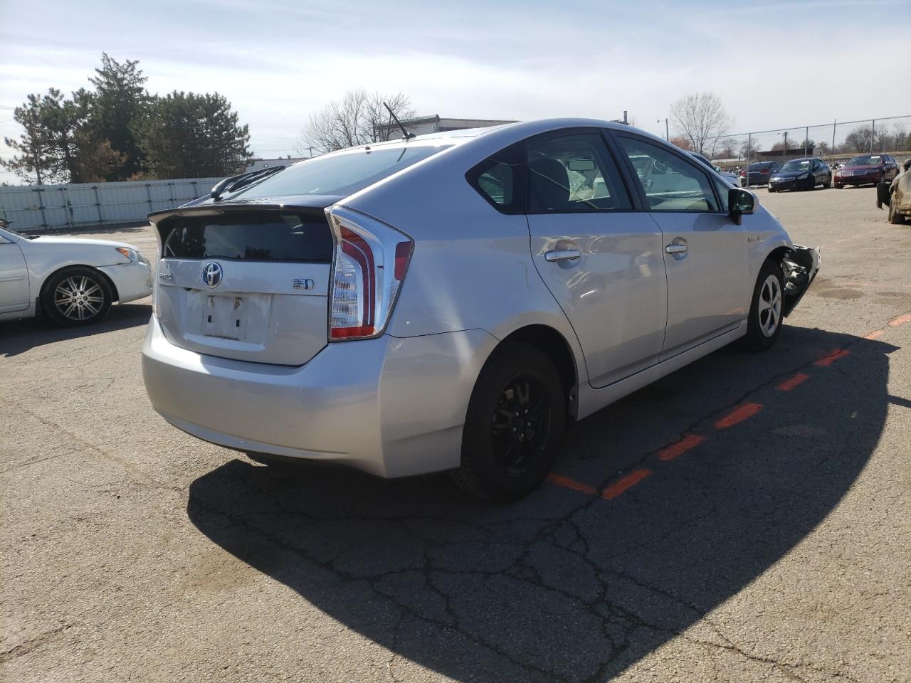 Photo 4 from auction – 2015 TOYOTA PRIUS with VIN JTDKN3DU2F0406332