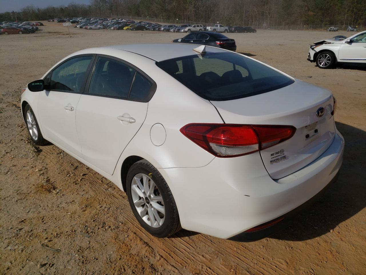 Photo 3 from auction – 2017 KIA FORTE LX with VIN 3KPFL4A76HE008109