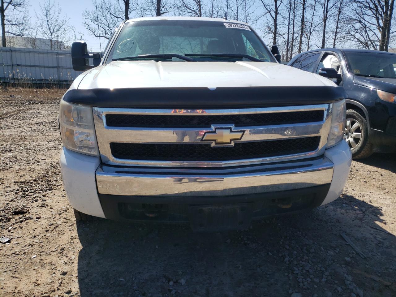 Photo 9 from auction – 2008 CHEVROLET SILVERADO with VIN 2GCEK19J081149137
