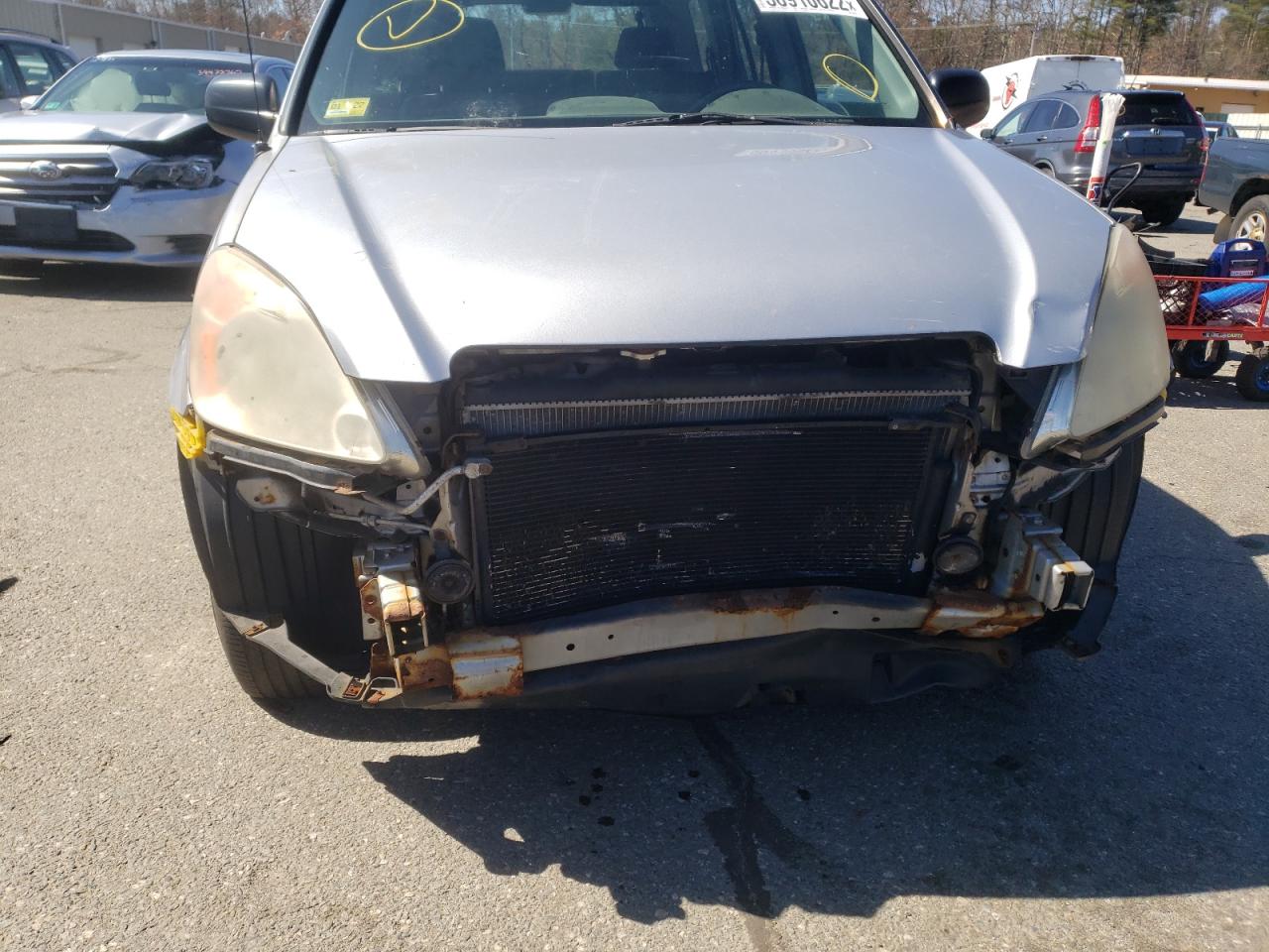 Photo 9 from auction – 2002 HONDA CR-V LX with VIN JHLRD78422C041911