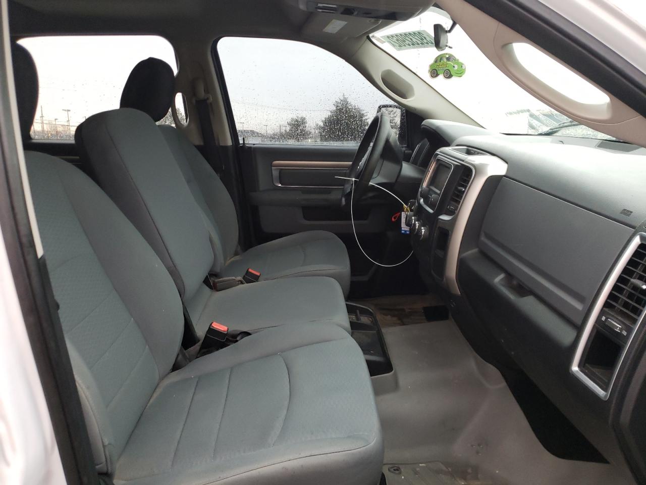 Photo 5 from auction – 2017 RAM 1500 SLT with VIN 1C6RR7TT1HS680302