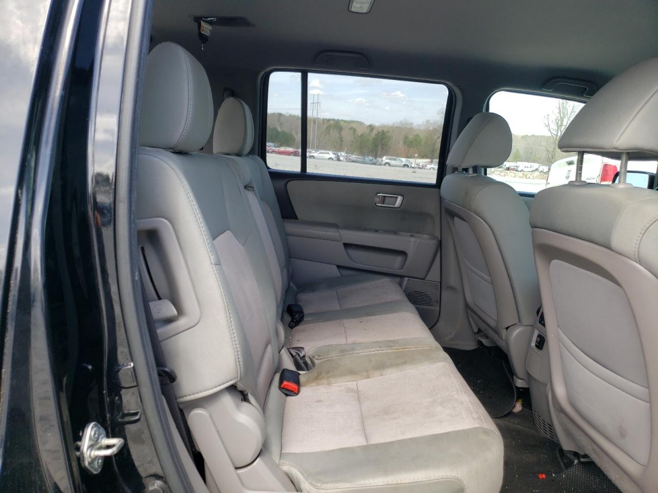 Photo 6 from auction – 2014 HONDA PILOT EX with VIN 5FNYF4H46EB006071