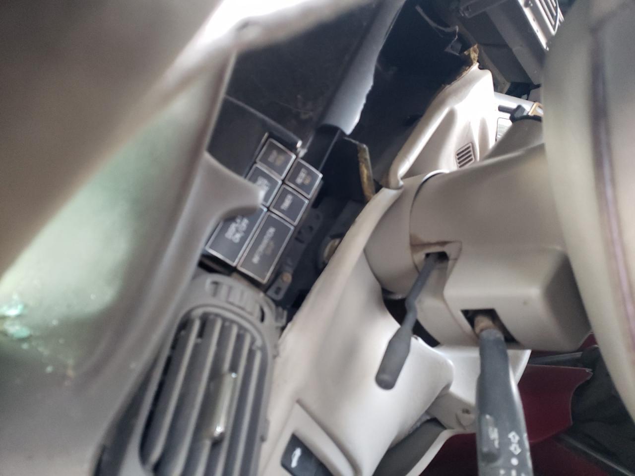 Zdjęcie 12 z aukcji – 1999 CADILLAC DEVILLE z VIN 1G6KD54Y7XU783592