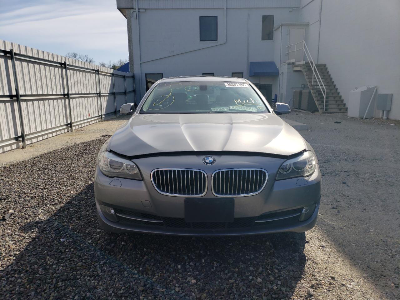Photo 9 from auction – 2011 BMW 528 I with VIN WBAFR1C53BDS36065