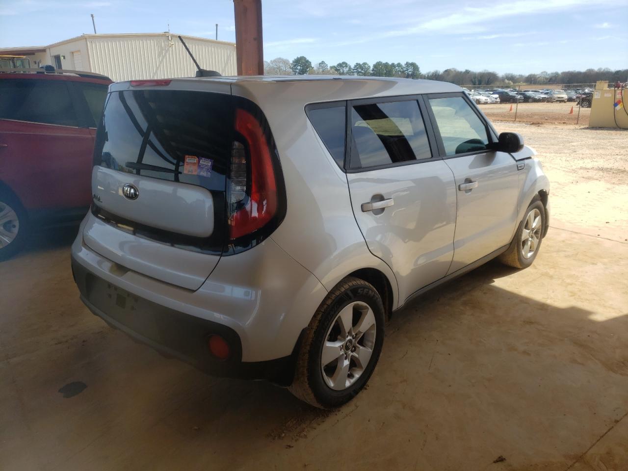 Photo 4 from auction – 2017 KIA SOUL with VIN KNDJN2A22H7444033