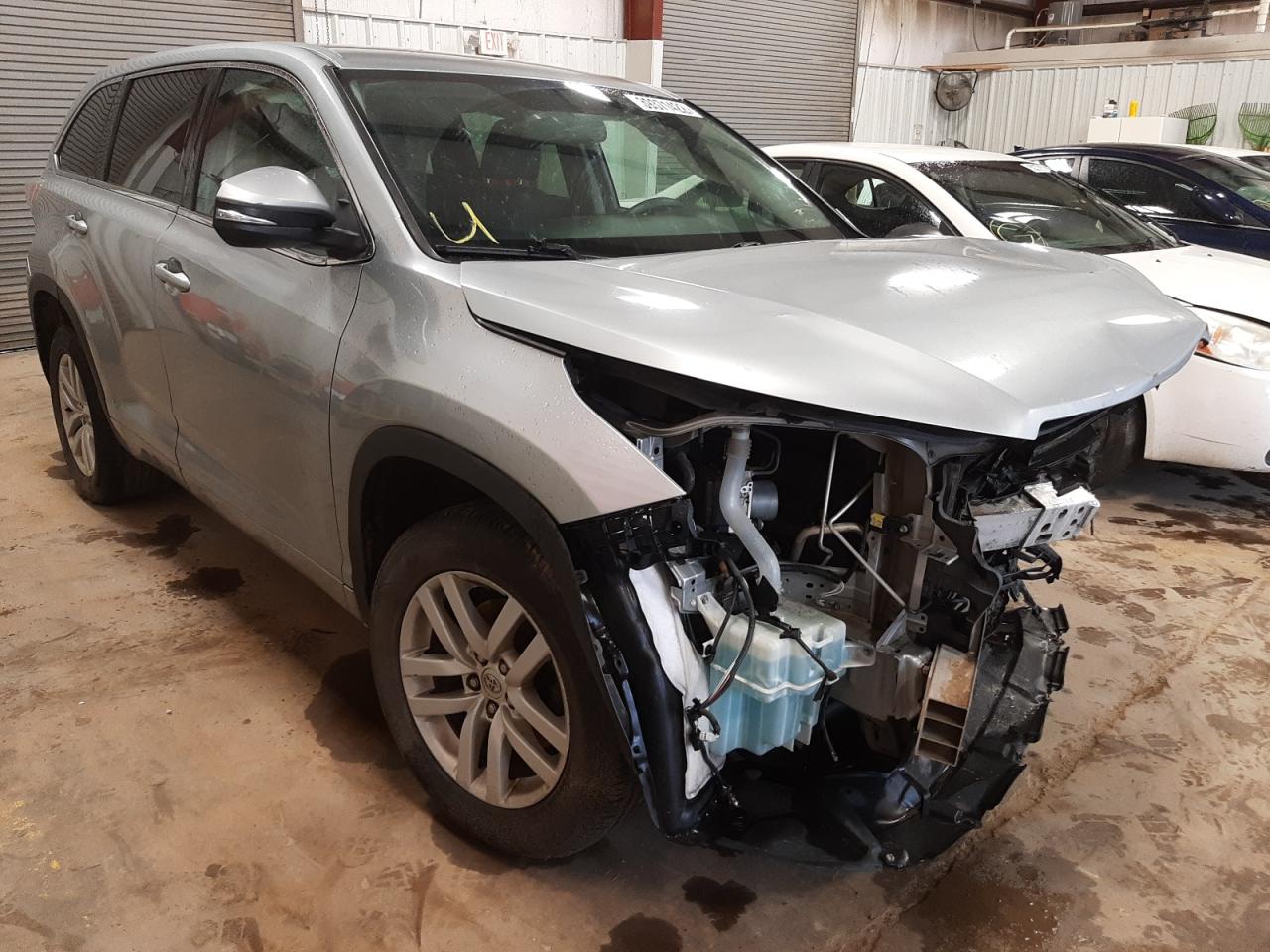 TOYOTA HIGHLANDER 2014 with VIN 5TDZKRFH1ES016392 - Photo from auction