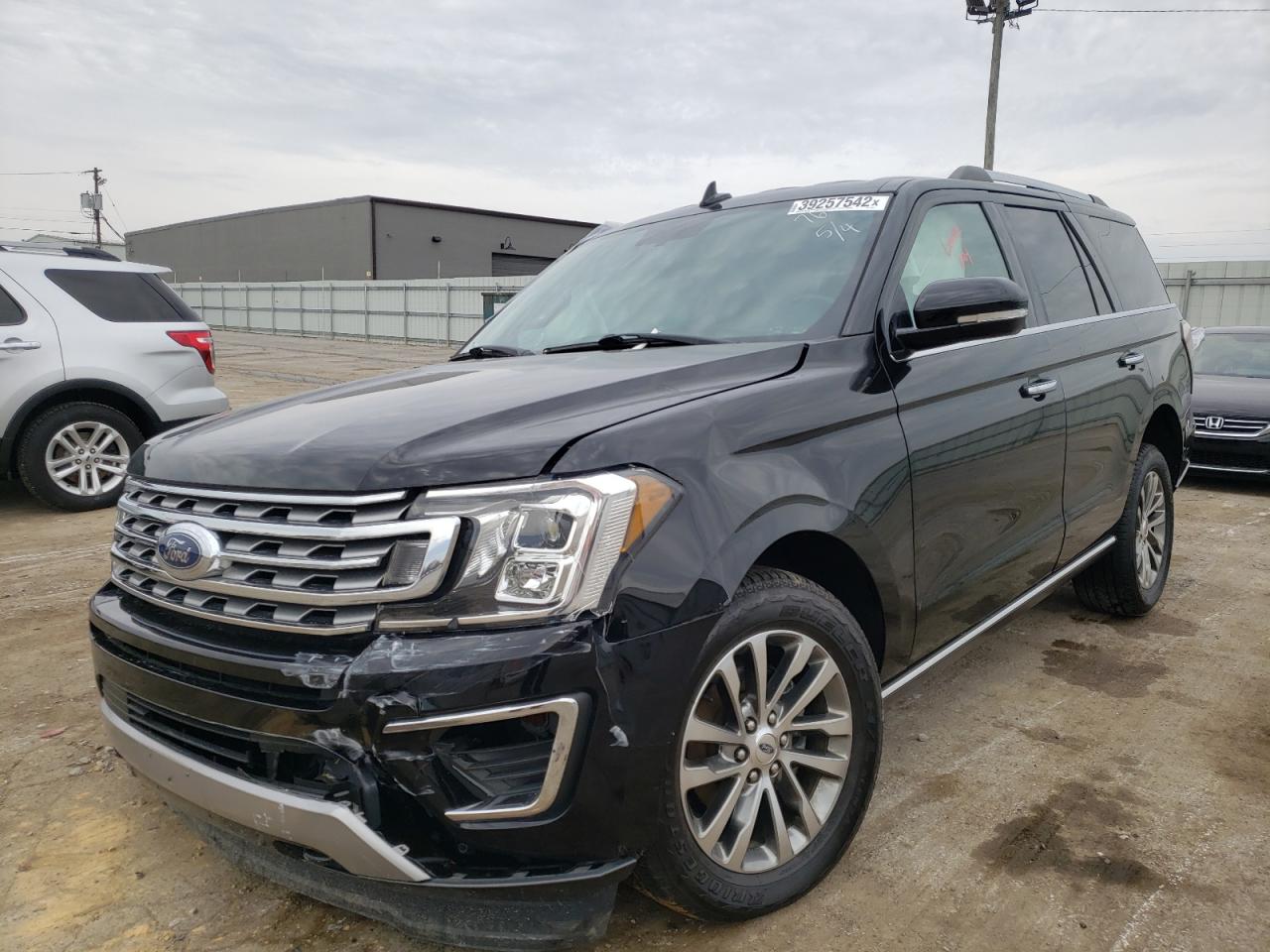 Photo 2 from auction – 2018 FORD EXPEDITION with VIN 1FMJU2AT1JEA47681