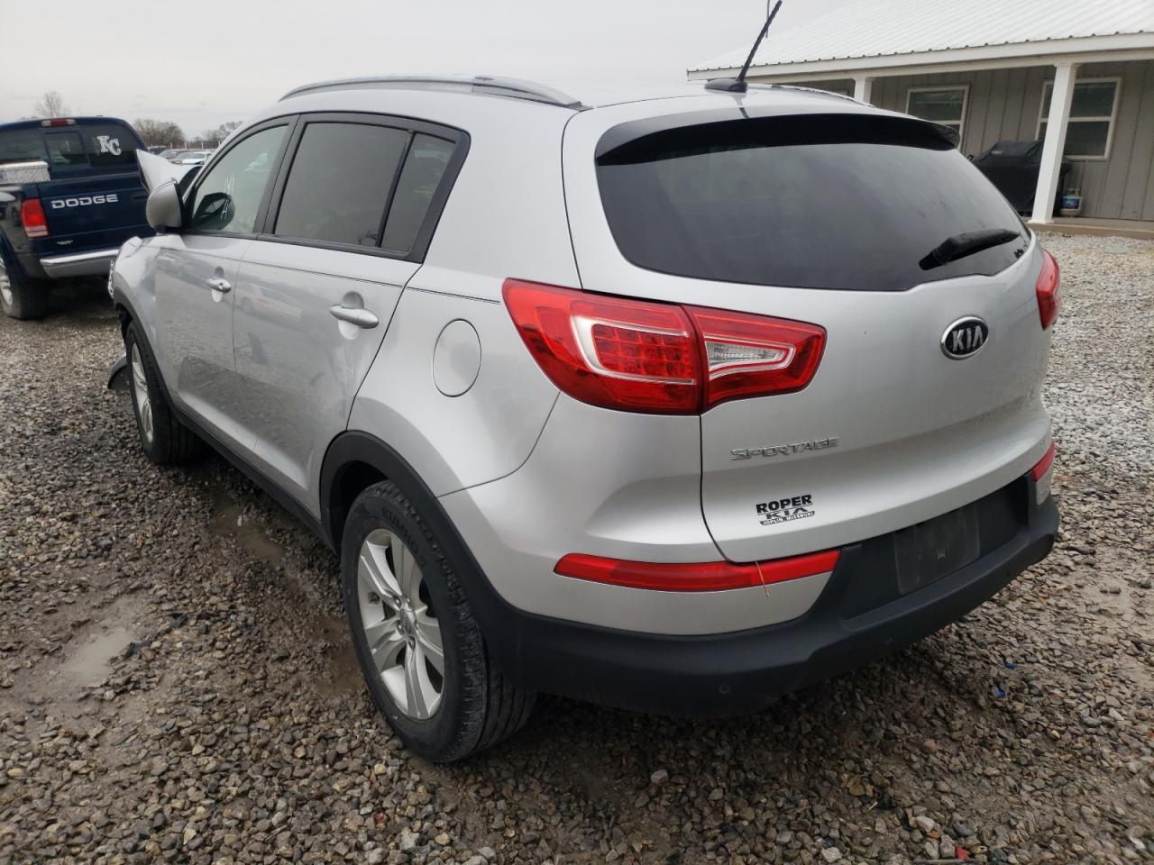 Photo 3 from auction – 2011 KIA SPORTAGE L with VIN KNDPB3A2XB7113345