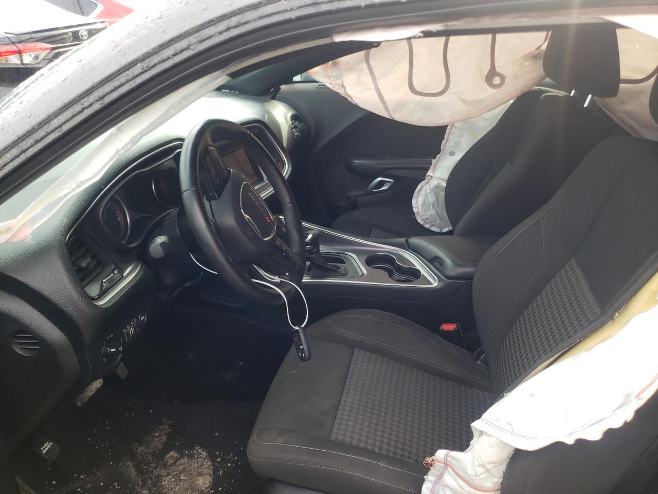 Photo 5 from auction – 2018 DODGE CHALLENGER with VIN 2C3CDZAG2JH116349