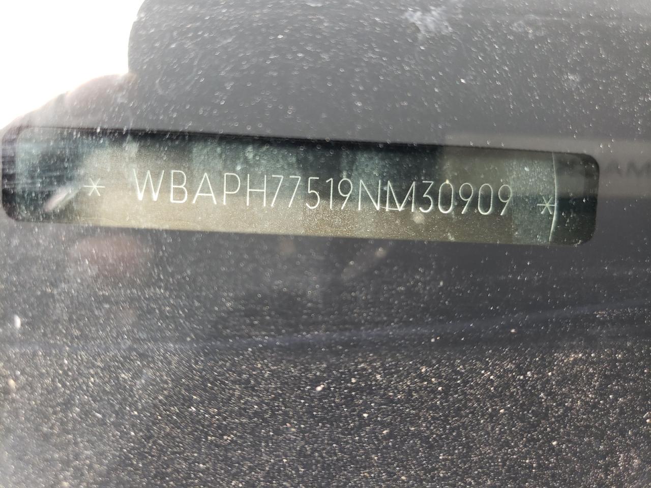 Photo 10 from auction – 2009 BMW 328 I with VIN WBAPH77519NM30909