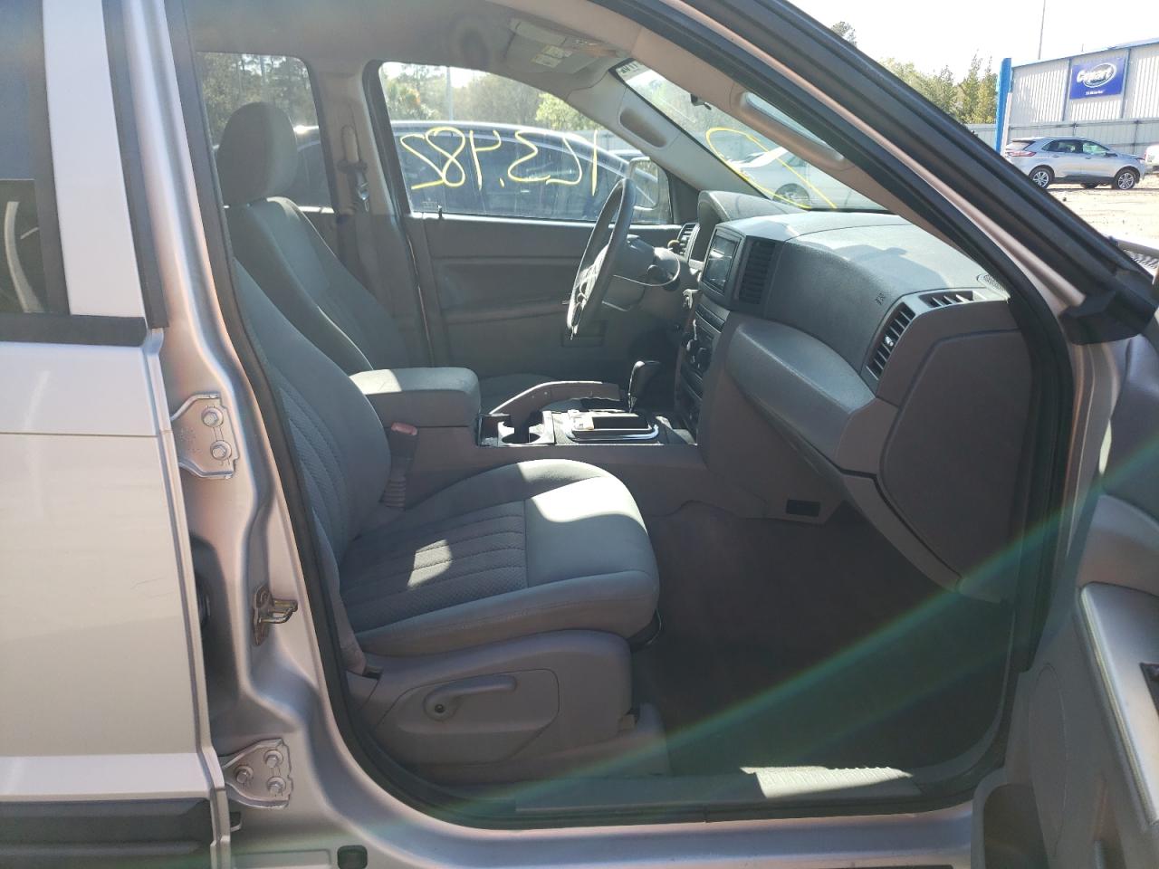Photo 5 from auction – 2006 JEEP GRAND CHER with VIN 1J4HR48N46C284640