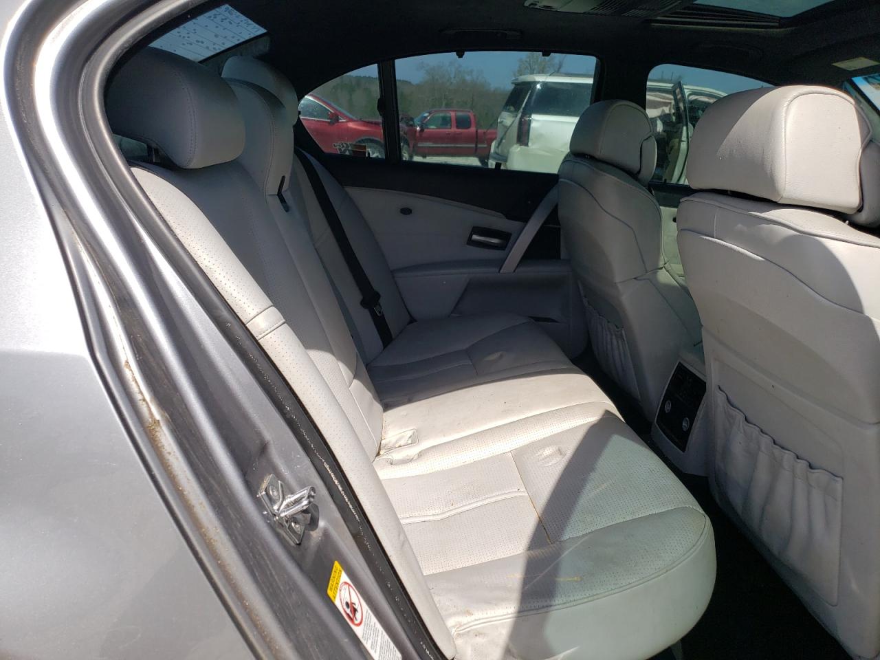 Photo 6 from auction – 2006 BMW M5 with VIN WBSNB935X6B583808