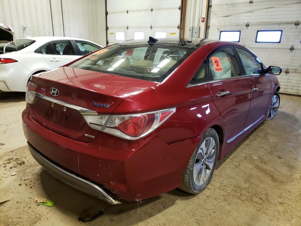 Photo 4 from auction – 2015 HYUNDAI SONATA HYB with VIN KMHEC4A43FA124641