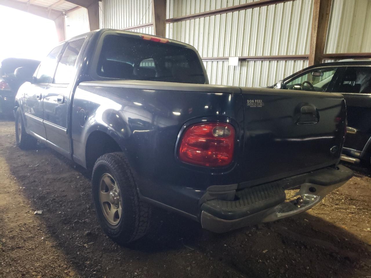 Photo 3 from auction – 2003 FORD F150 SUPER with VIN 1FTRW07683KB62516