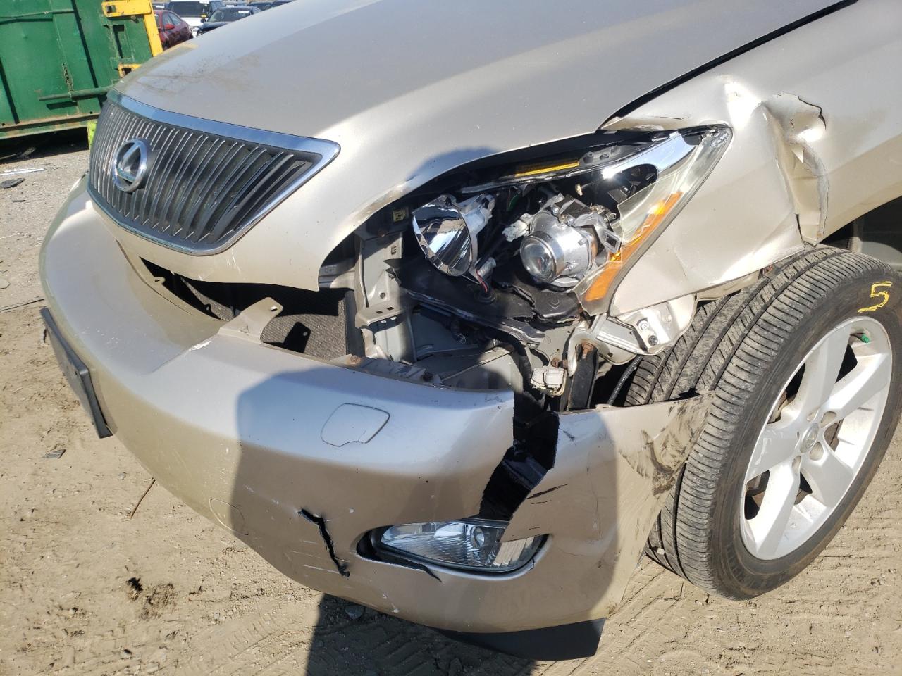 Photo 9 from auction – 2005 LEXUS ES330 with VIN 2T2HA31U05C044690