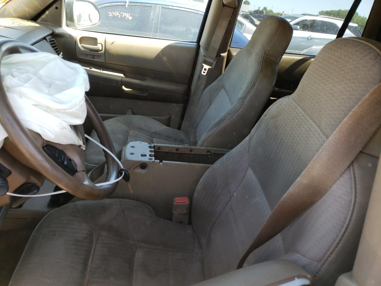 Photo 5 from auction – 2003 DODGE DURANGO SP with VIN 1D4HR38N53F581333