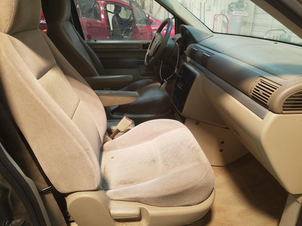 Photo 5 from auction – 2006 FORD FREESTAR S with VIN 2FMZA51696BA14972