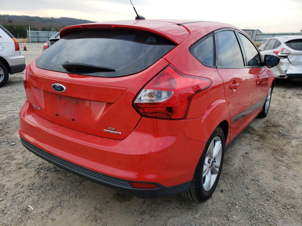 Photo 4 from auction – 2014 FORD FOCUS with VIN 1FADP3K2XEL167524