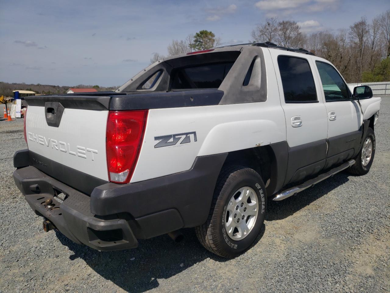 Photo 4 from auction – 2004 CHEVROLET AVALANCHE with VIN 3GNEK12TX4G192582