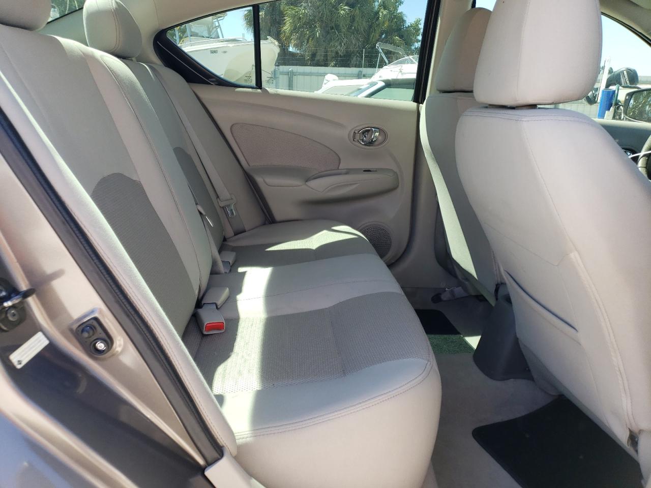 Photo 6 from auction – 2016 NISSAN VERSA S with VIN 3N1CN7AP8GL817414