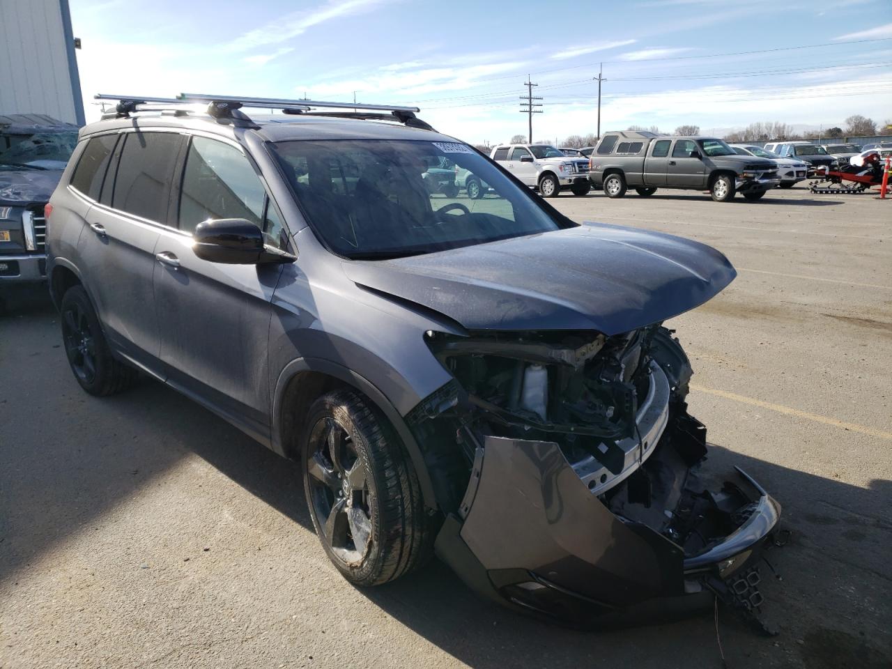 HONDA PASSPORT E 2020 with VIN 5FNYF8H02LB014184 - Photo from auction
