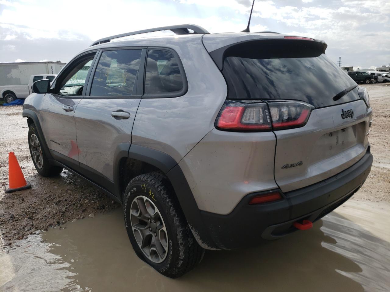 Photo 3 from auction – 2020 JEEP CHEROKEE T with VIN 1C4PJMBX9LD506694