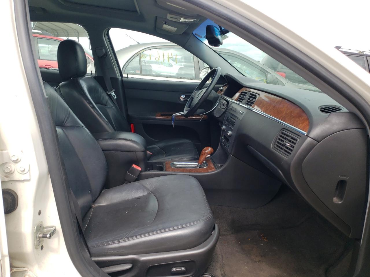 Photo 5 from auction – 2005 BUICK LACROSSE C with VIN 2G4WE537751252109