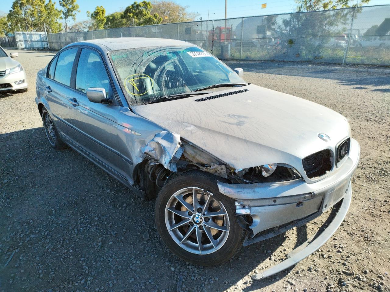Photo 9 from auction – 2003 BMW 325 I with VIN WBAAZ33443KP81086