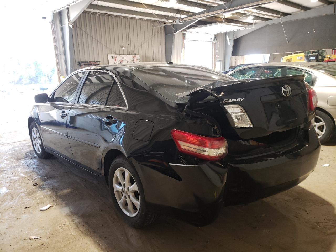 Zdjęcie 3 z aukcji – 2011 TOYOTA CAMRY BASE z VIN 4T1BF3EK3BU203815