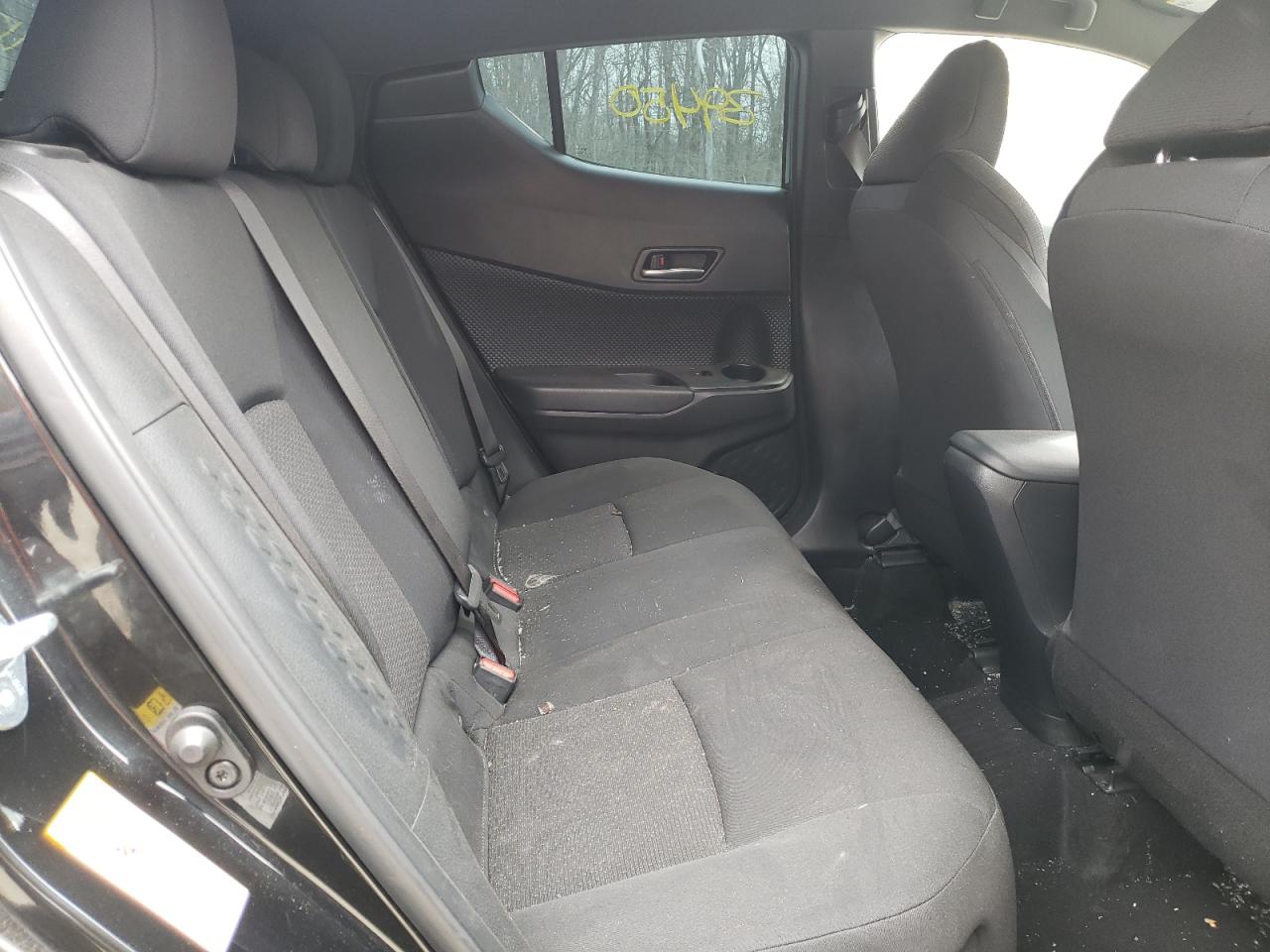Photo 6 from auction – 2019 TOYOTA C-HR XLE with VIN NMTKHMBX9KR093327