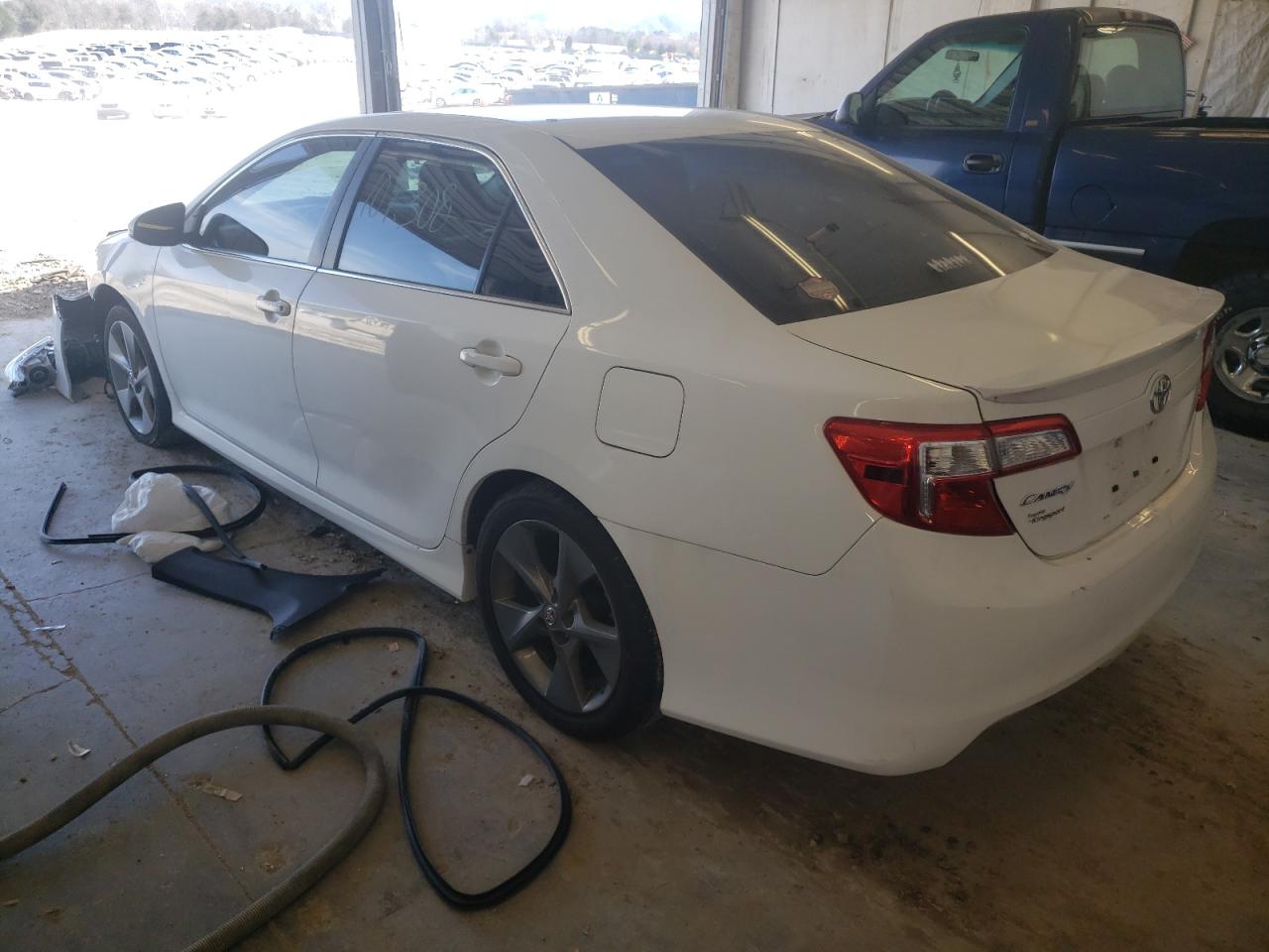 Photo 3 from auction – 2014 TOYOTA CAMRY L with VIN 4T1BF1FK1EU753781
