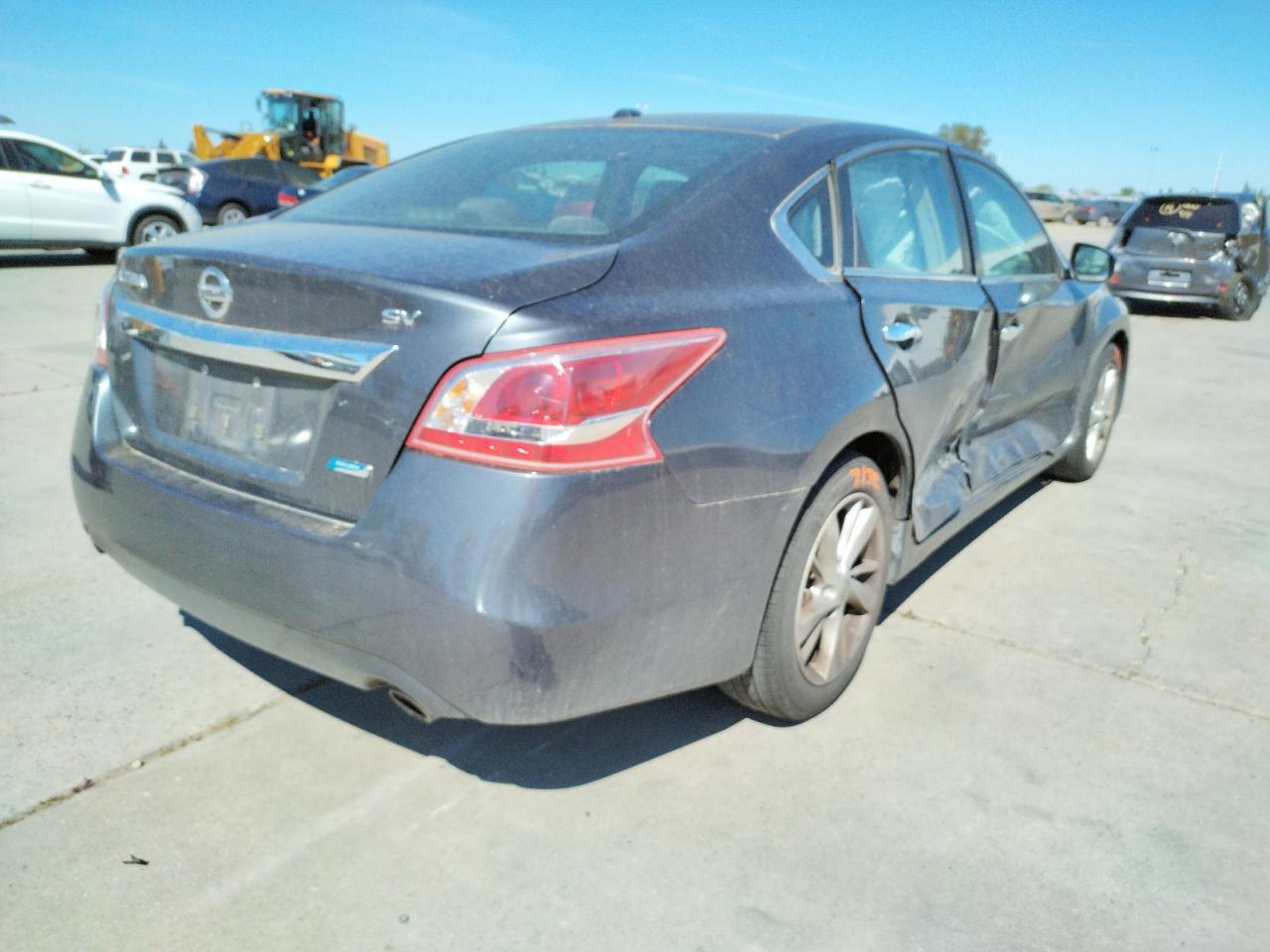 Photo 4 from auction – 2013 NISSAN ALTIMA 2.5 with VIN 1N4AL3AP9DN419455