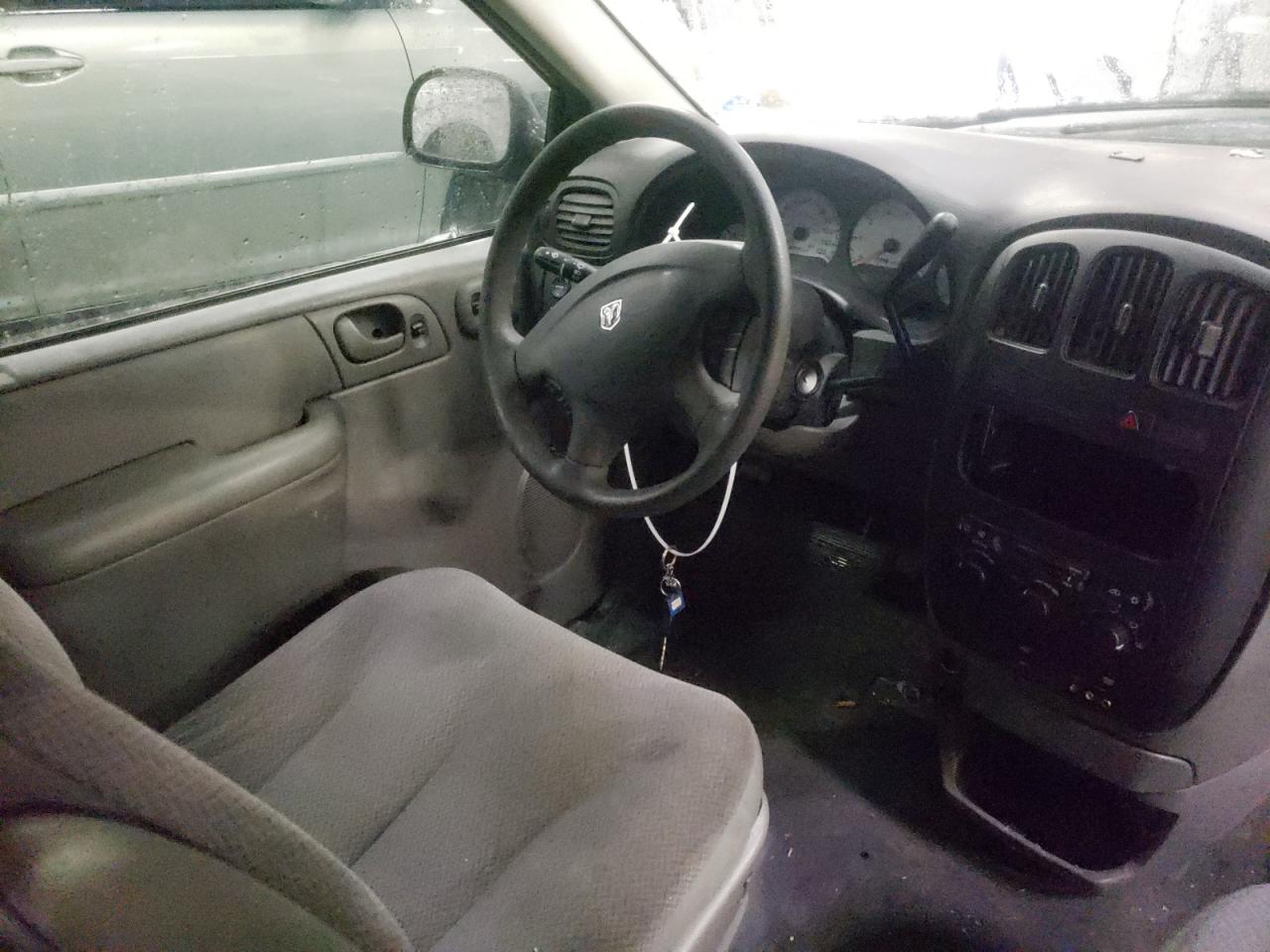 Photo 9 from auction – 2005 DODGE CARAVAN with VIN 1D4GP24R85B213548