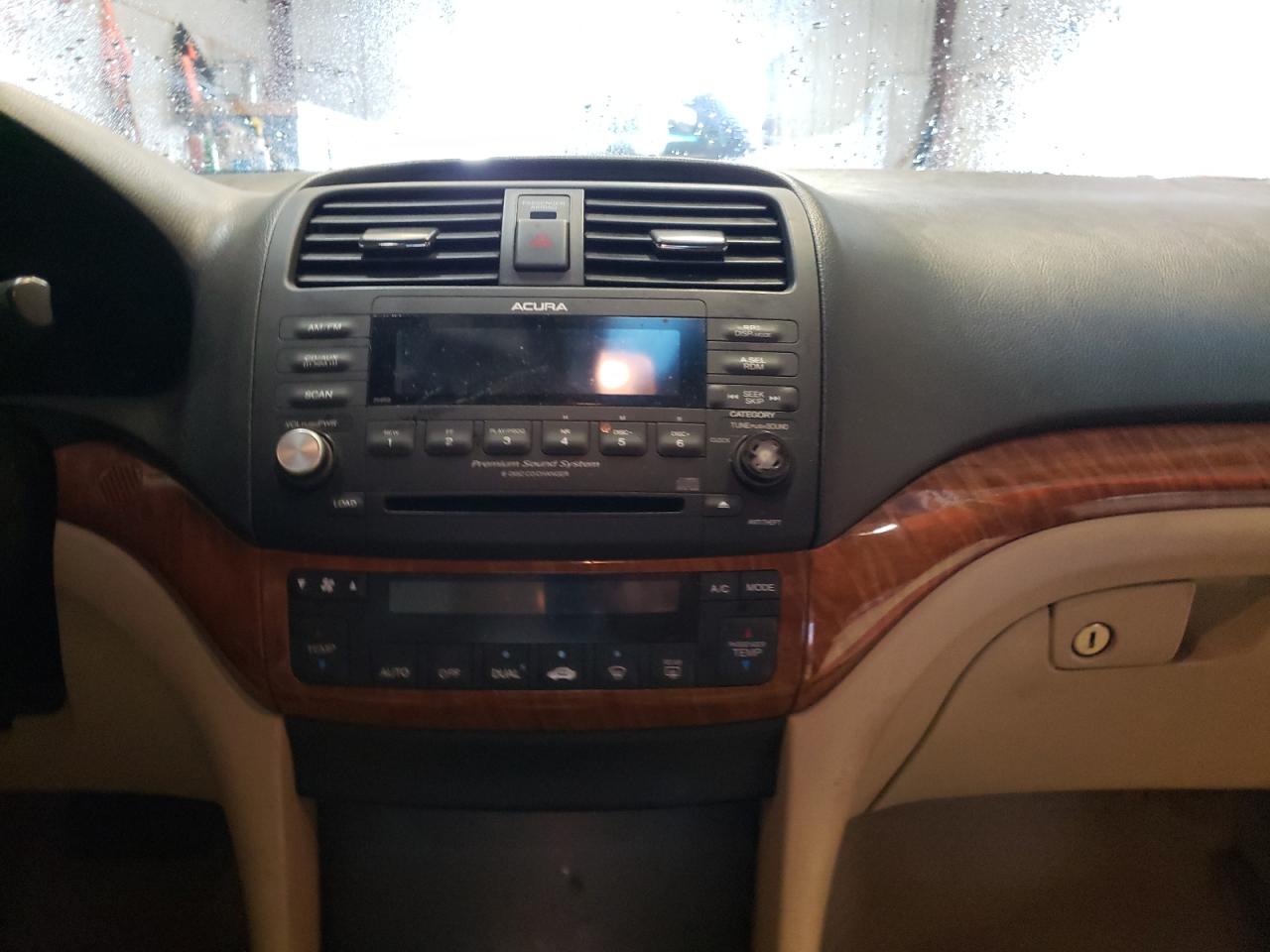Photo 9 from auction – 2007 ACURA TSX with VIN JH4CL96877C000915