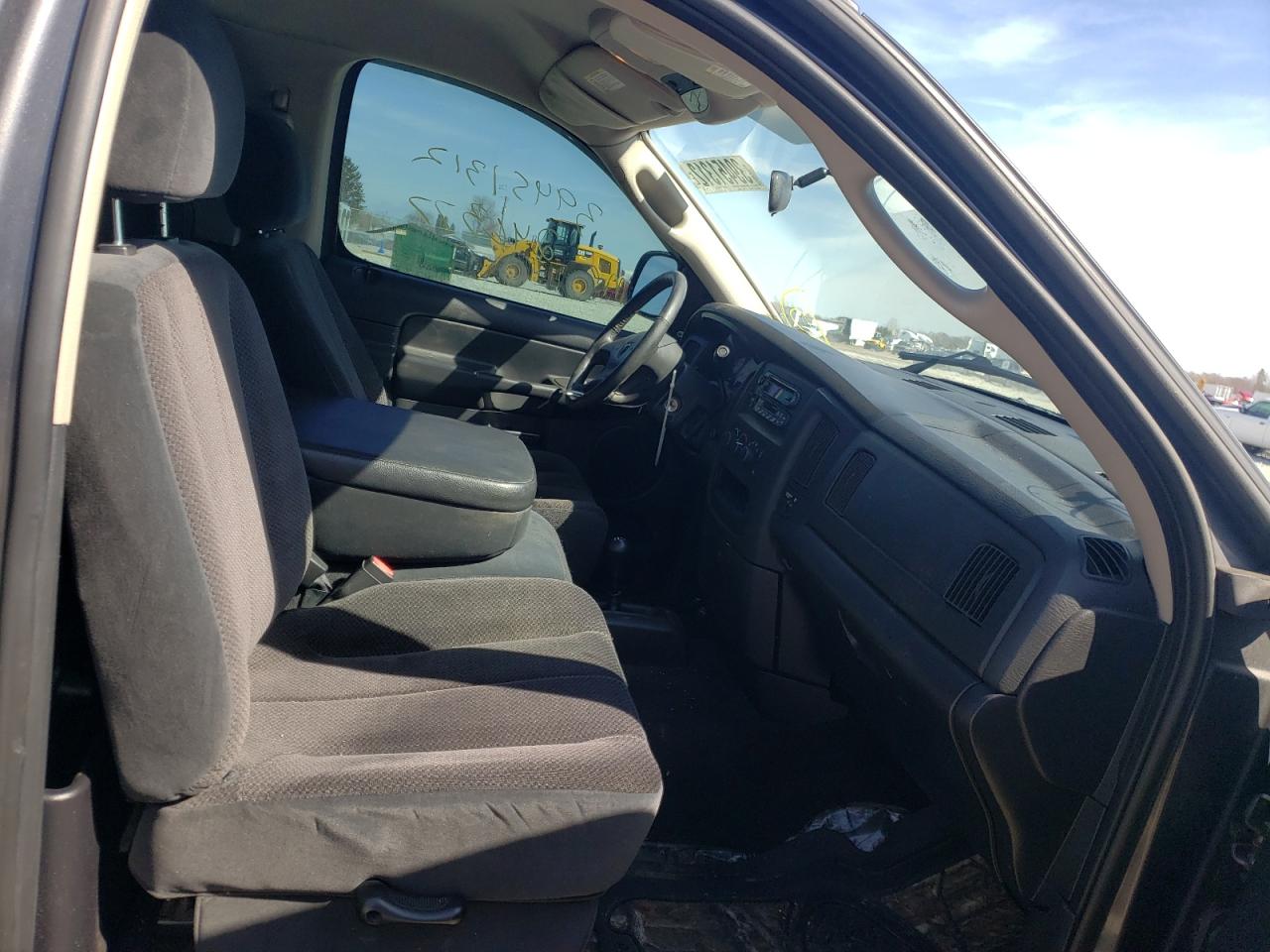 Photo 5 from auction – 2003 DODGE RAM 1500 S with VIN 1D7HU16NX3J558717
