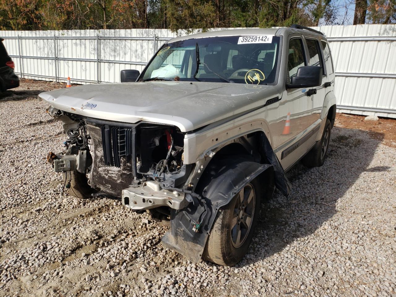 Photo 2 from auction – 2008 JEEP LIBERTY SP with VIN 1J8GP28K68W186706