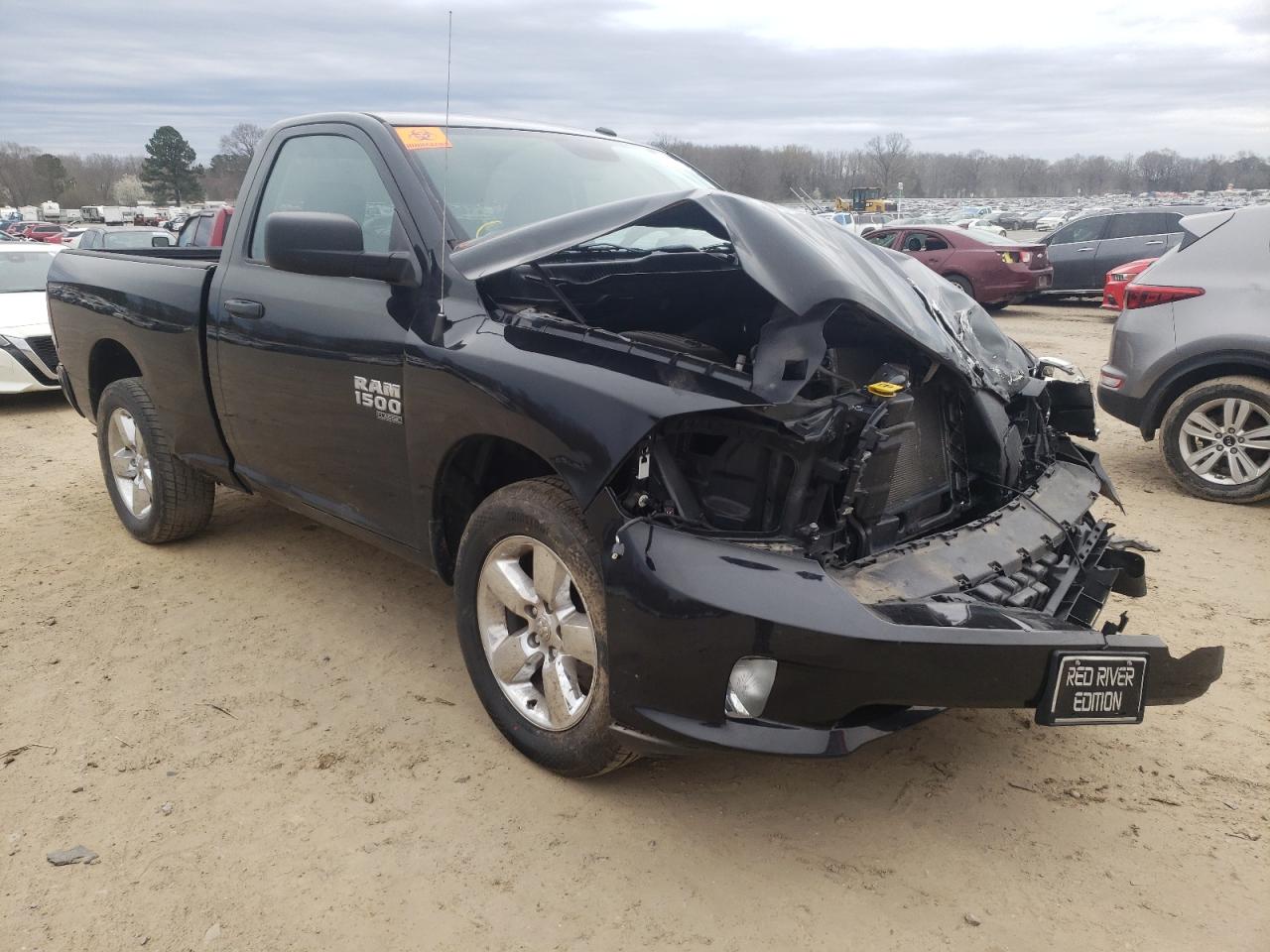RAM 1500 CLASS 2019 مع رقم تعريف المركبة 3C6JR6AG7KG501367 - صورة من المزاد