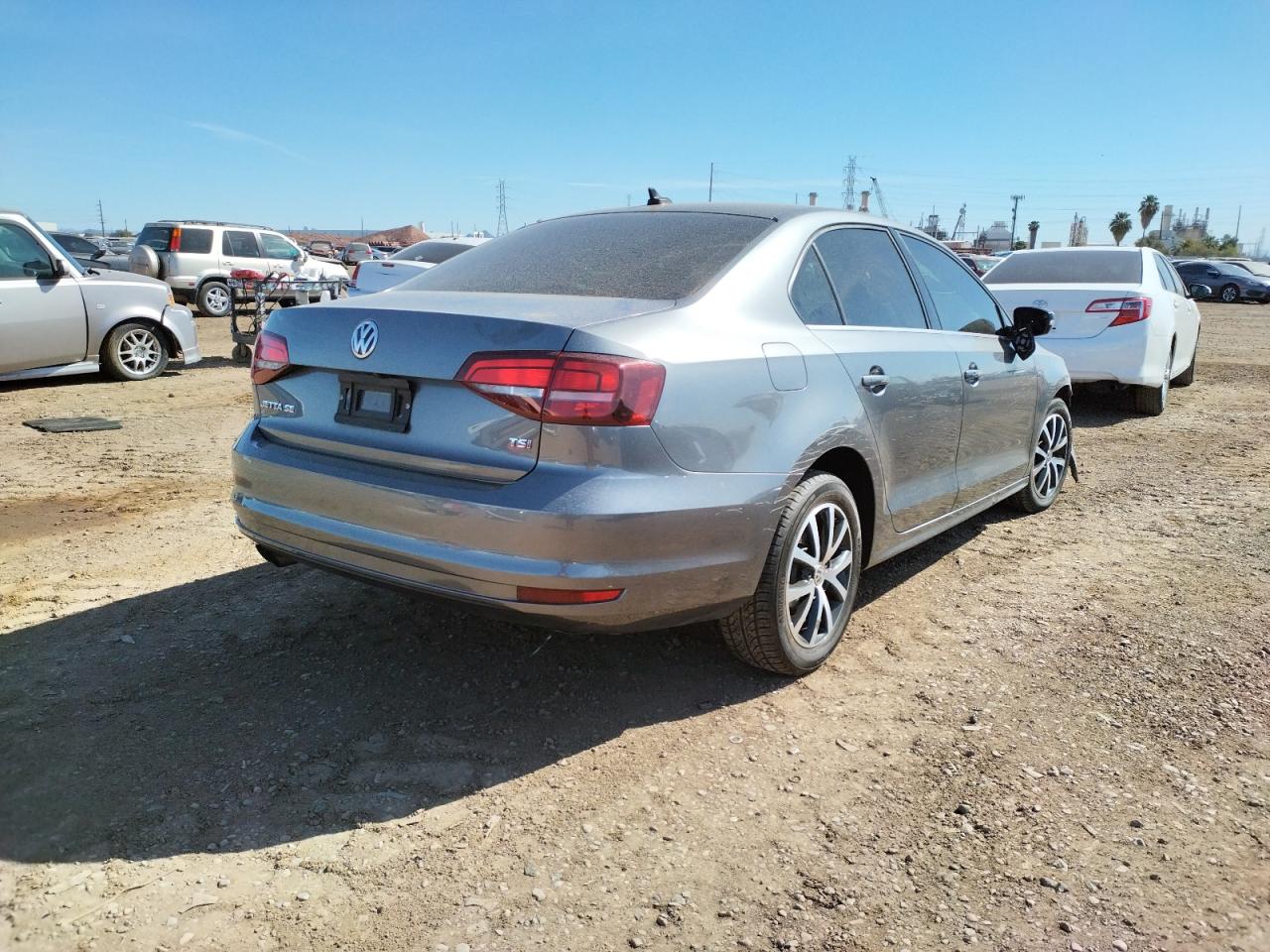 Photo 4 from auction – 2017 VOLKSWAGEN JETTA SE with VIN 3VWDB7AJ4HM310430