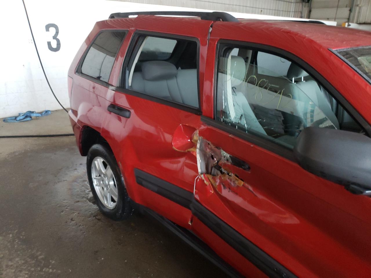 Photo 9 from auction – 2005 JEEP GRAND CHER with VIN 1J4GR48K75C560809