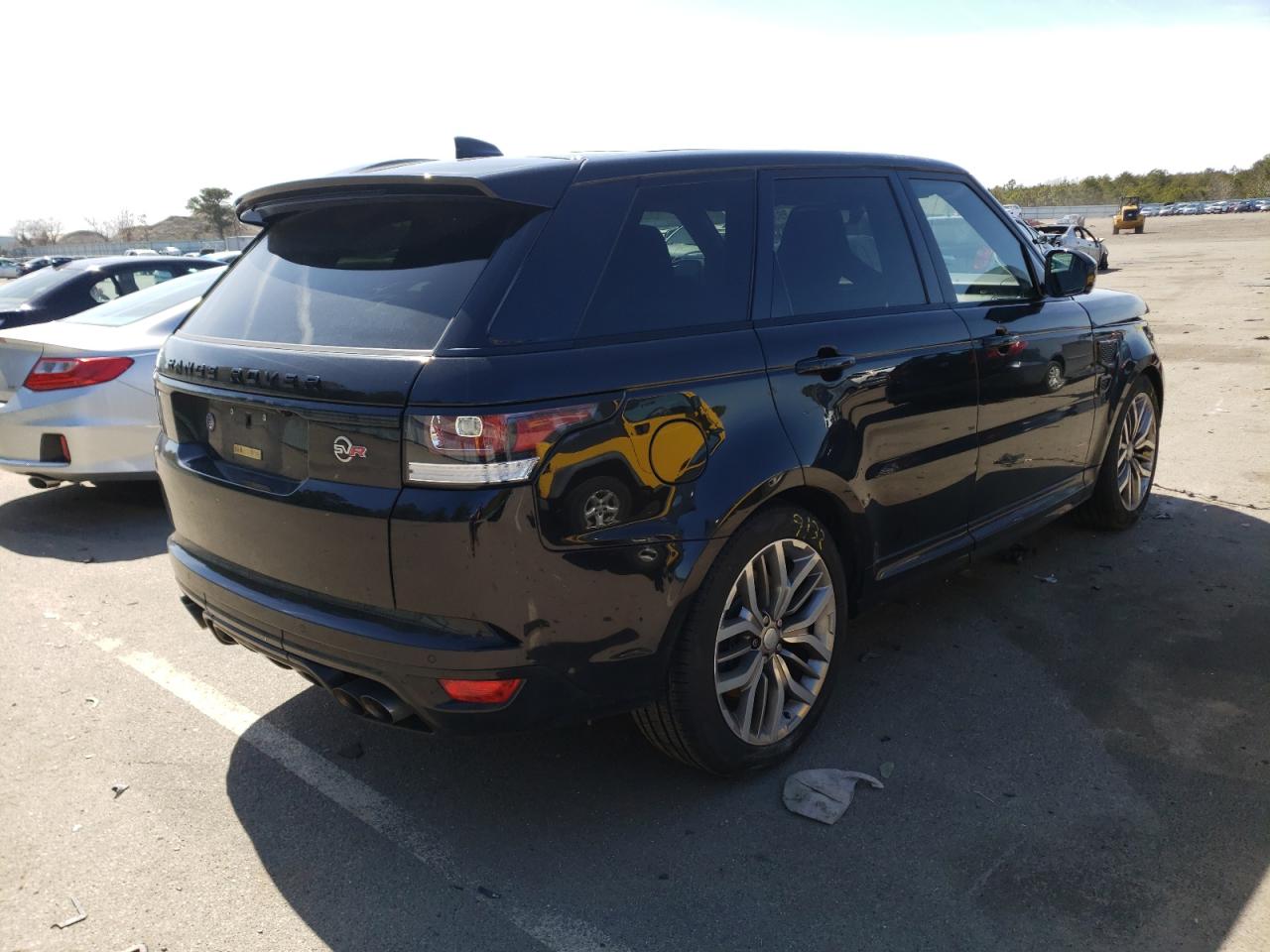 Photo 4 from auction – 2017 LAND ROVER RANGE ROVE with VIN SALWZ2FE2HA134781