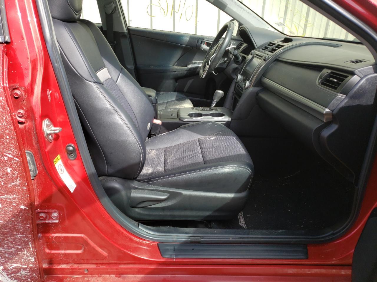 Photo 5 from auction – 2014 TOYOTA CAMRY L with VIN 4T1BF1FKXEU785953