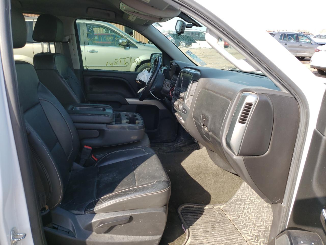 Photo 5 from auction – 2016 CHEVROLET SILVERADO with VIN 3GCUKREC5GG104606