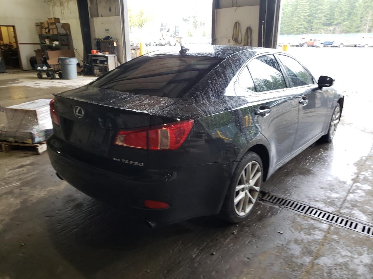 Photo 4 from auction – 2013 LEXUS IS 250 with VIN JTHCF5C25D5063317