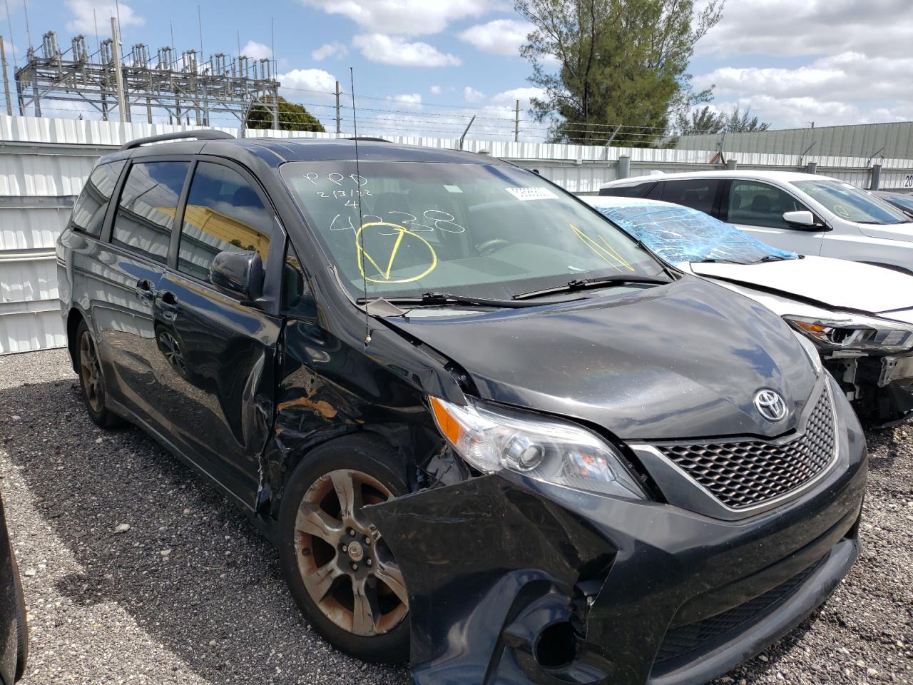 TOYOTA SIENNA SPO 2011 with VIN 5TDXK3DCXBS054338 - Photo from auction