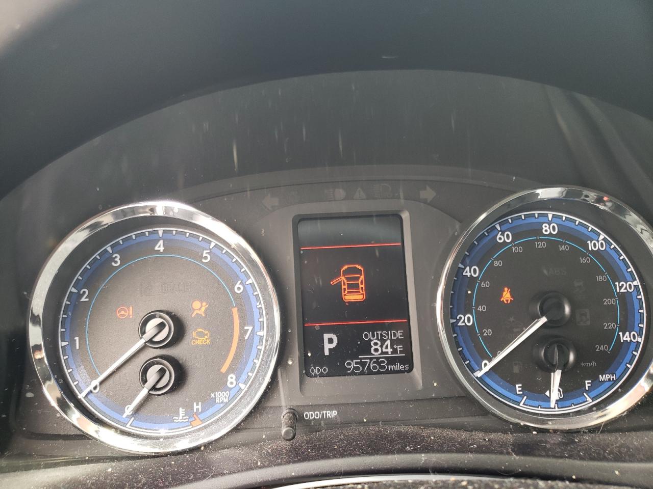 Photo 8 from auction – 2017 TOYOTA COROLLA L with VIN 5YFBURHE9HP601653