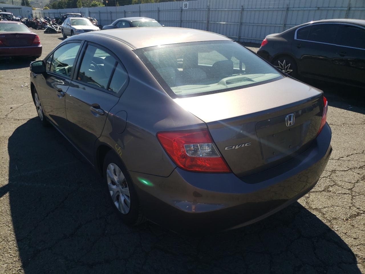 Photo 3 from auction – 2012 HONDA CIVIC LX with VIN 19XFB2F50CE341302