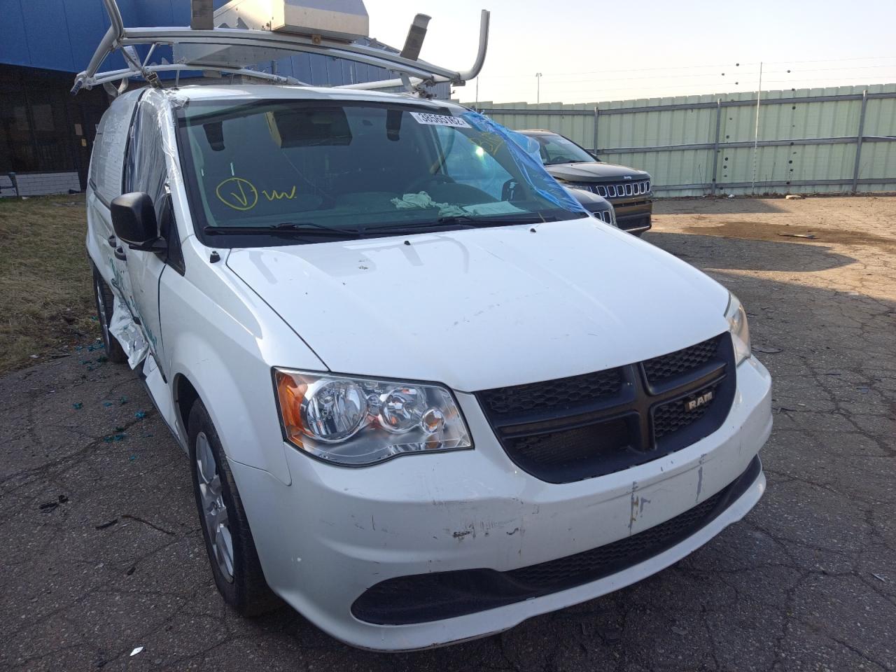 RAM TRADESMAN 2014 with VIN 2C4JRGAG9ER353137 - Photo from auction