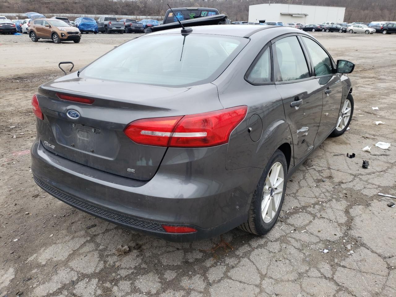 Photo 4 from auction – 2015 FORD FOCUS SE with VIN 1FADP3F23FL381346