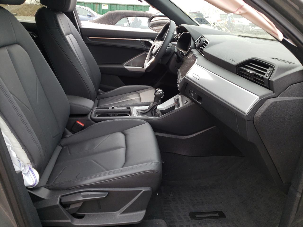 Photo 5 from auction – 2020 AUDI Q3 PREMIUM with VIN WA1DECF31L1113776